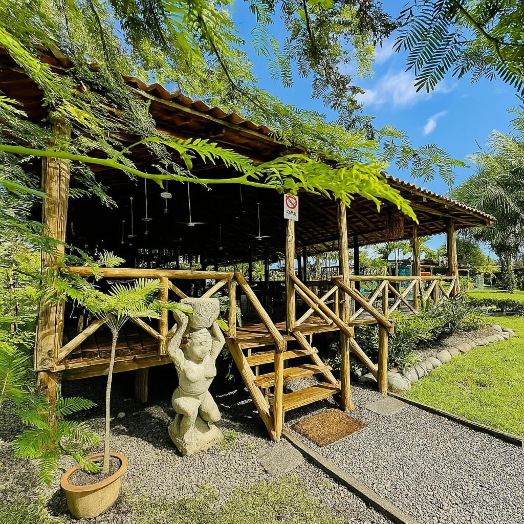 Hotel Cocomar Parrita Kültér fotó